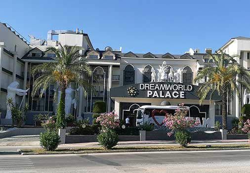 Dream World Palace Hotel