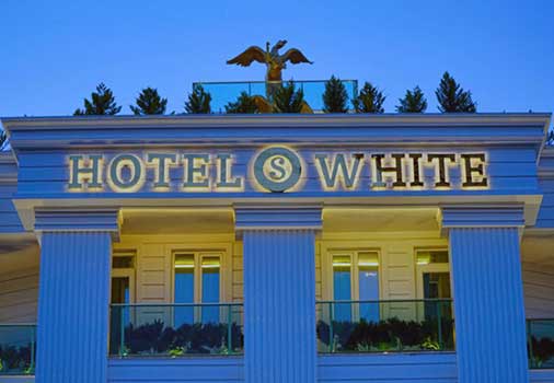 S White Hotel