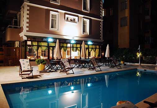 Triana Hotel